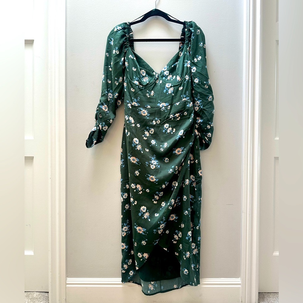 ASTR green floral square neck dress Size L